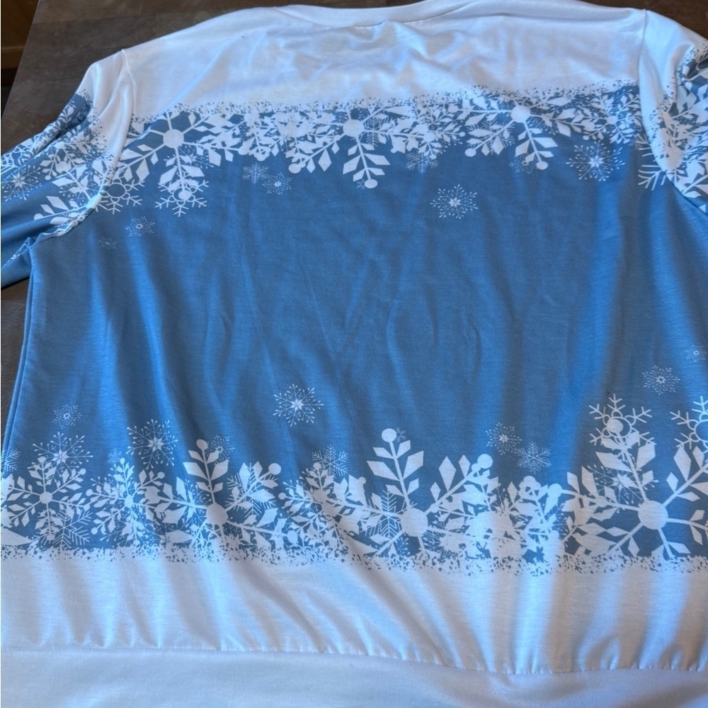 Festive Christmas Snowman Blue and White Lightweight sweatshirt Holiday XL/1XL - Picture 6 of 14